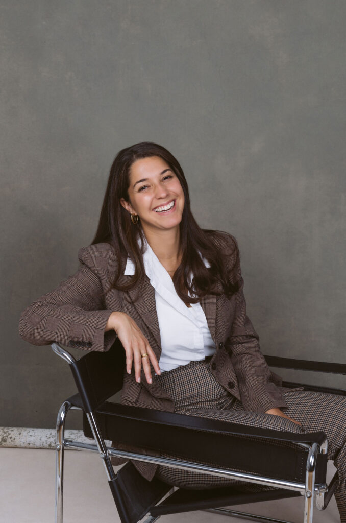 Daniela Headshot 036