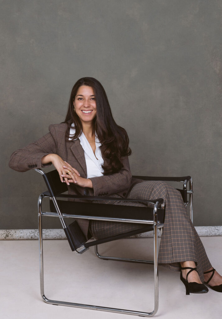 Daniela Headshot 028