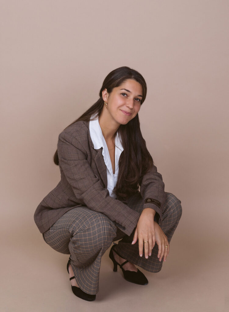 Daniela Headshot 044